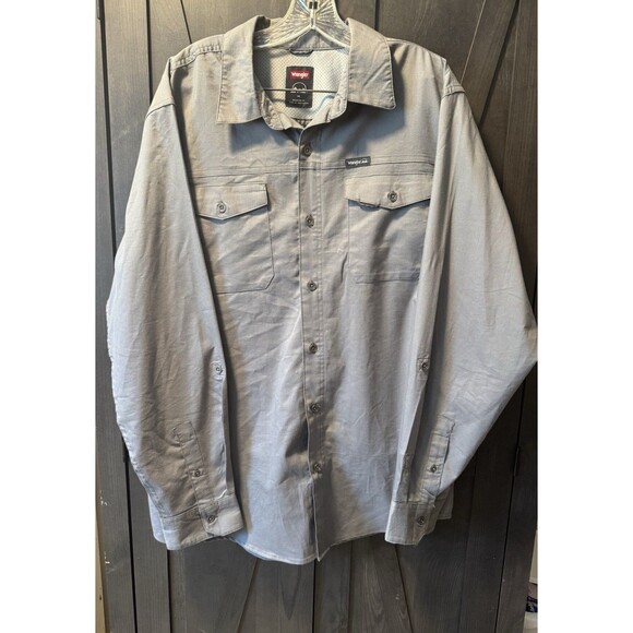 Wrangler Outdoor Series Regular Fit Mens XL Button Up Shirt Gray Long Sleeve EUC - Picture 1 of 7